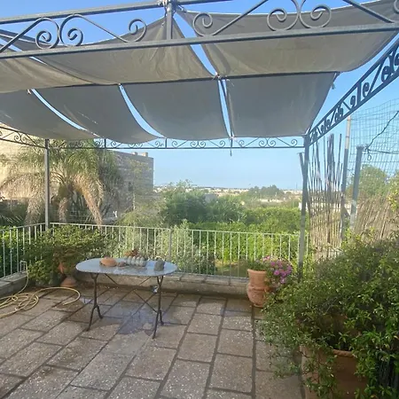La Civetta * Specchia Gallone